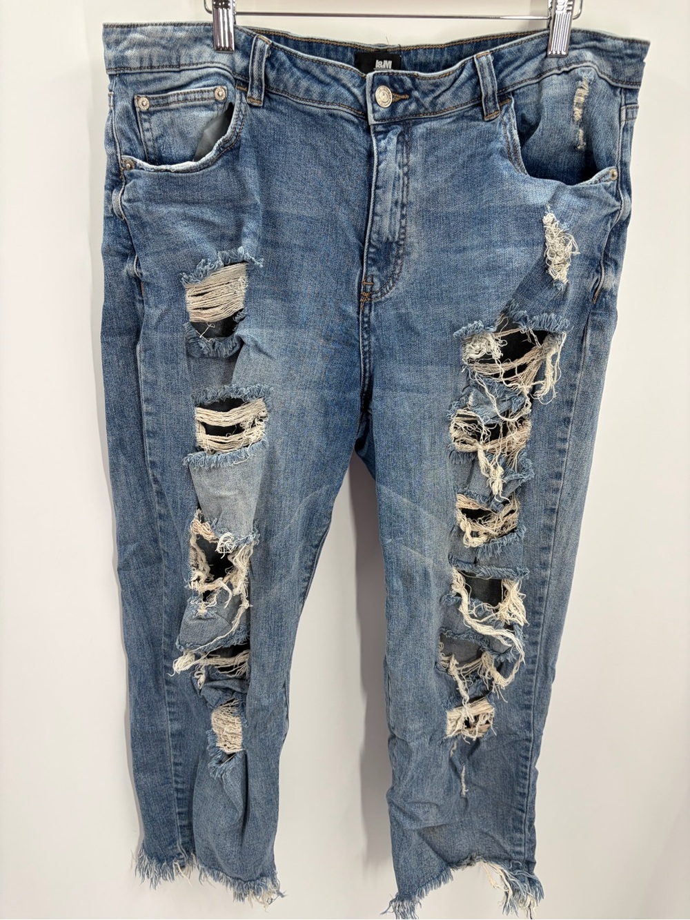 🔥 I&M BLACK LABEL Size 16 Heavily Distressed Ripped Cropped Jeans Raw Hem